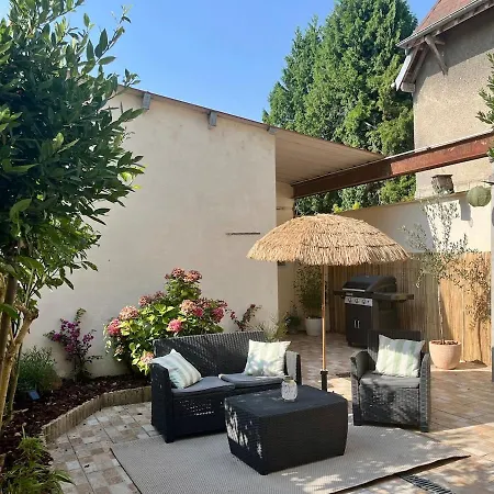 La Petite Compiegnoise * マリニー＝レ＝コンピエーニュ